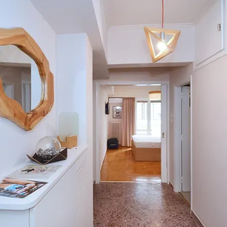 In The Heart Of Athens, Next To Metro &... Apartment *